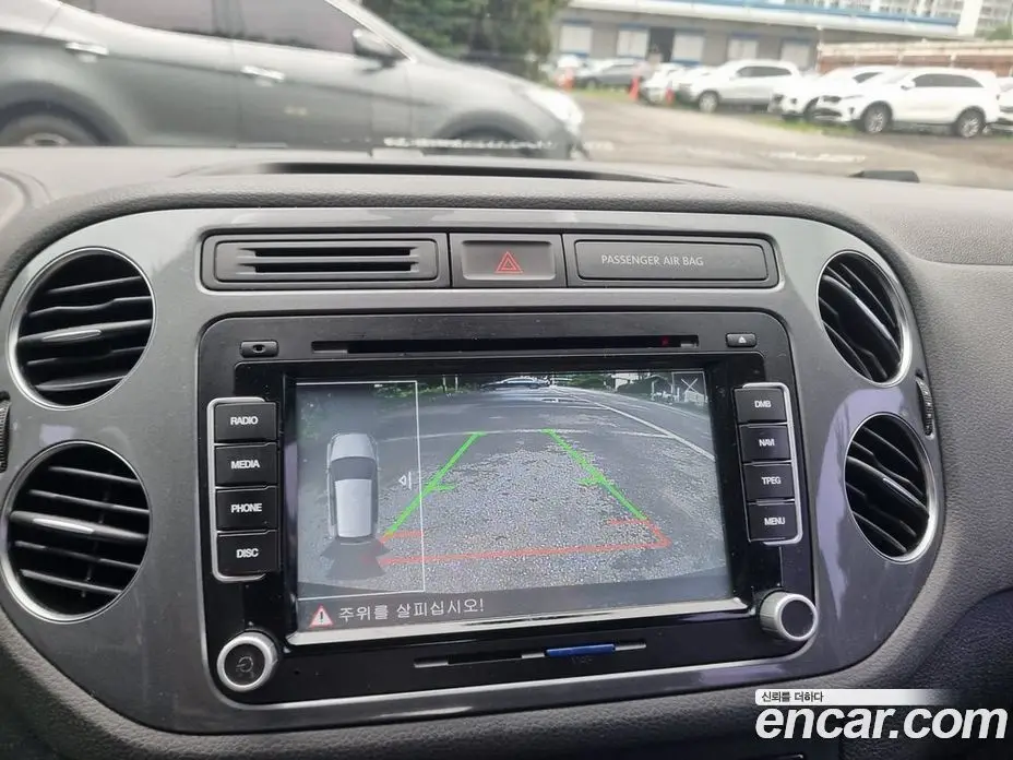 Volkswagen Tiguan 2016 2.0 автомат (гидро), фото 17 Volkswagen Tiguan 2016 2.0 автомат (гидро), фото 17