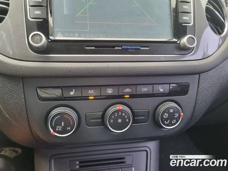 Volkswagen Tiguan 2016 2.0 автомат (гидро), фото 18 Volkswagen Tiguan 2016 2.0 автомат (гидро), фото 18