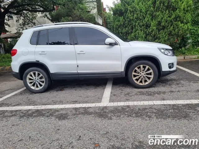 Volkswagen Tiguan 2016 2.0 автомат (гидро), миниатюра 4 Volkswagen Tiguan 2016 2.0 автомат (гидро), миниатюра 4
