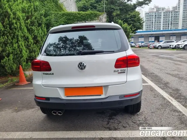 Volkswagen Tiguan 2016 2.0 автомат (гидро), миниатюра 6 Volkswagen Tiguan 2016 2.0 автомат (гидро), миниатюра 6