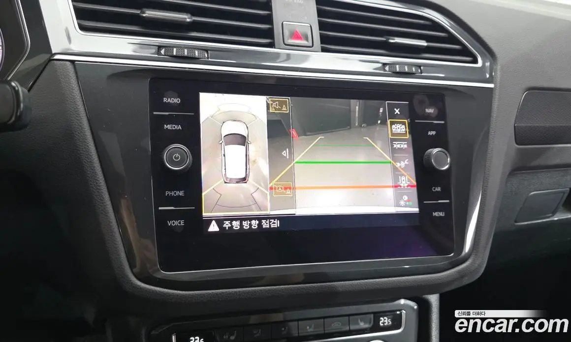 Volkswagen Tiguan 2018 2.0 автомат (гидро), фото 16 Volkswagen Tiguan 2018 2.0 автомат (гидро), фото 16