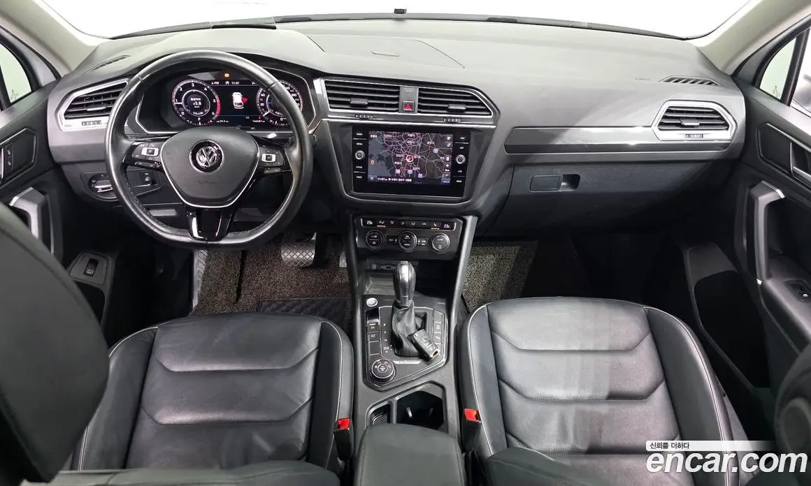 Volkswagen Tiguan 2018 2.0 автомат (гидро), фото 7 Volkswagen Tiguan 2018 2.0 автомат (гидро), фото 7