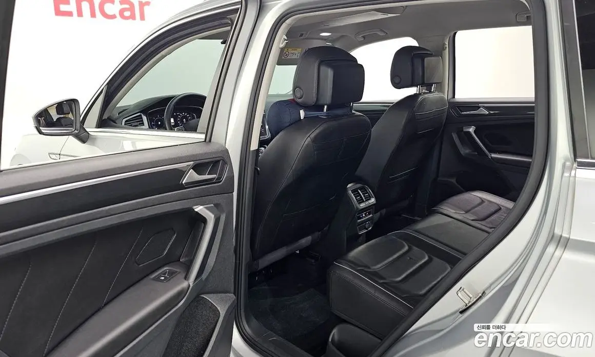 Volkswagen Tiguan 2022 2.0 автомат (гидро), фото 11 Volkswagen Tiguan 2022 2.0 автомат (гидро), фото 11