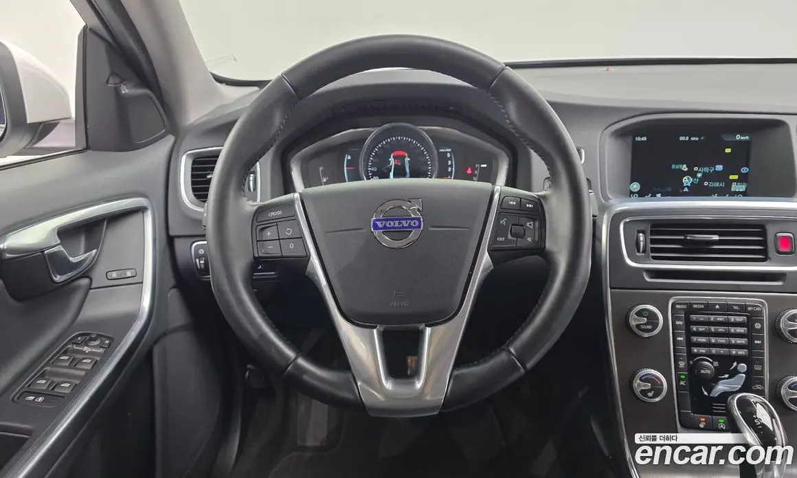 Volvo S60 2015 2.0 автомат (гидро), фото 13 Volvo S60 2015 2.0 автомат (гидро), фото 13