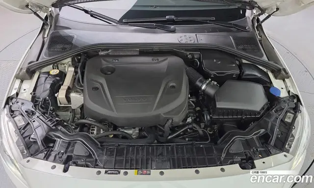 Volvo S60 2015 2.0 автомат (гидро), миниатюра 6 Volvo S60 2015 2.0 автомат (гидро), миниатюра 6