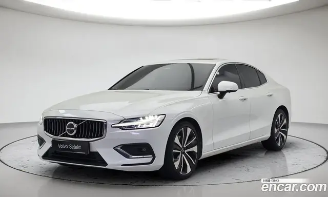 Volvo S60 2023 2.0 автомат (гидро), миниатюра 1 Volvo S60 2023 2.0 автомат (гидро), миниатюра 1