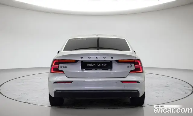 Volvo S60 2023 2.0 автомат (гидро), миниатюра 5 Volvo S60 2023 2.0 автомат (гидро), миниатюра 5