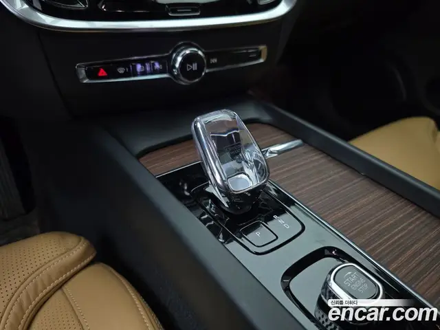 Volvo S60 2023 2.0 автомат (гидро), миниатюра 10 Volvo S60 2023 2.0 автомат (гидро), миниатюра 10