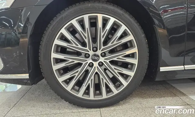 Audi A8 2021 4.0 автомат (гидро), миниатюра 5