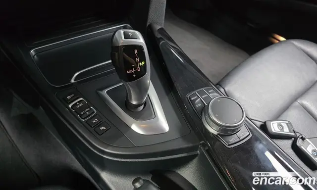 BMW 3 серия 2018 2.0 автомат (гидро), миниатюра 12
