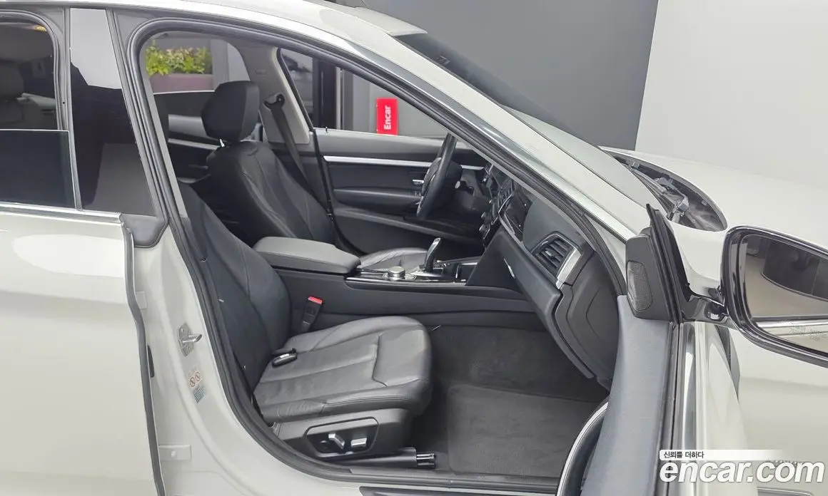 BMW 3 серия 2018 2.0 автомат (гидро), фото 17