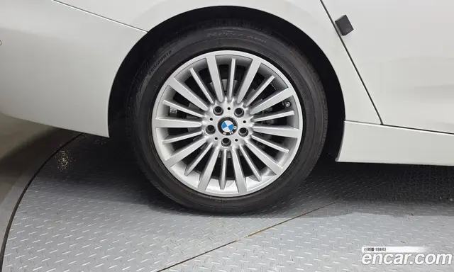 BMW 3 серия 2018 2.0 автомат (гидро), миниатюра 5