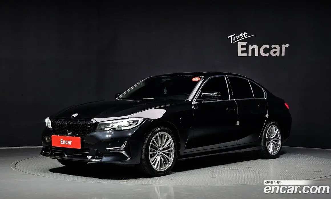 BMW 3 серия 2020 2.0 автомат (гидро), фото 1