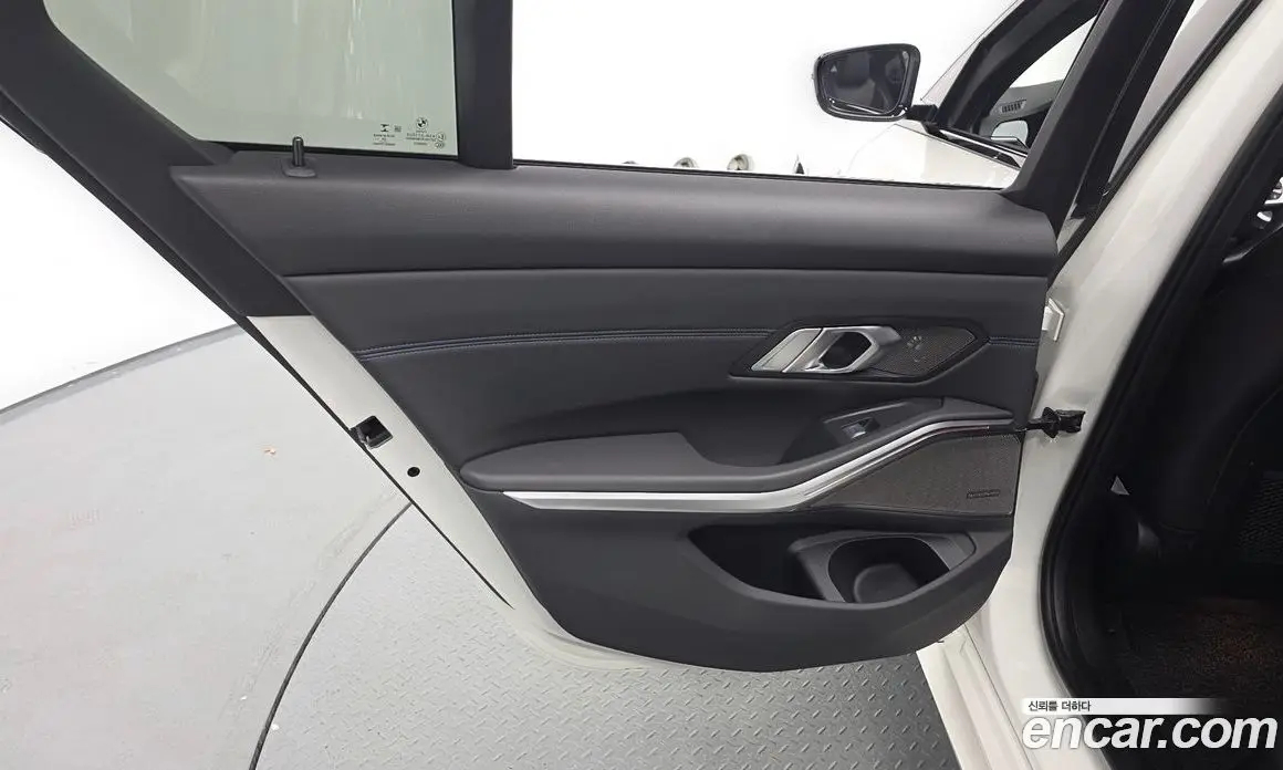 BMW 3 серия 2021 2.0 автомат (гидро), фото 14