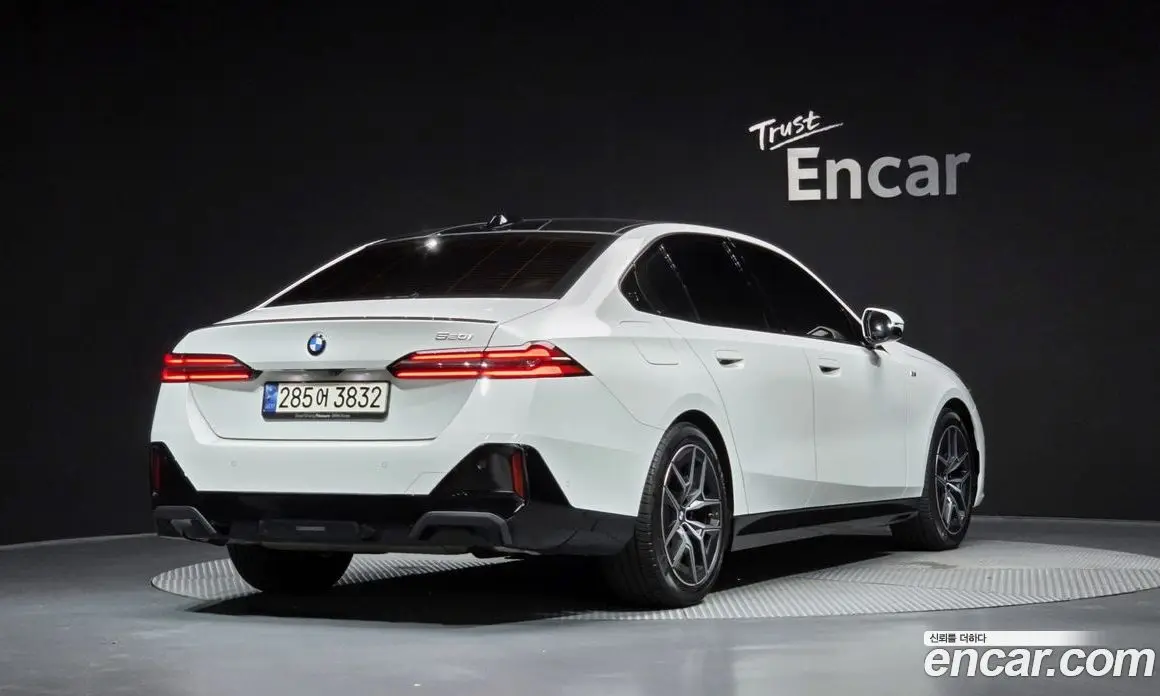 BMW 5 серия 2024 2.0 автомат (гидро), фото 2