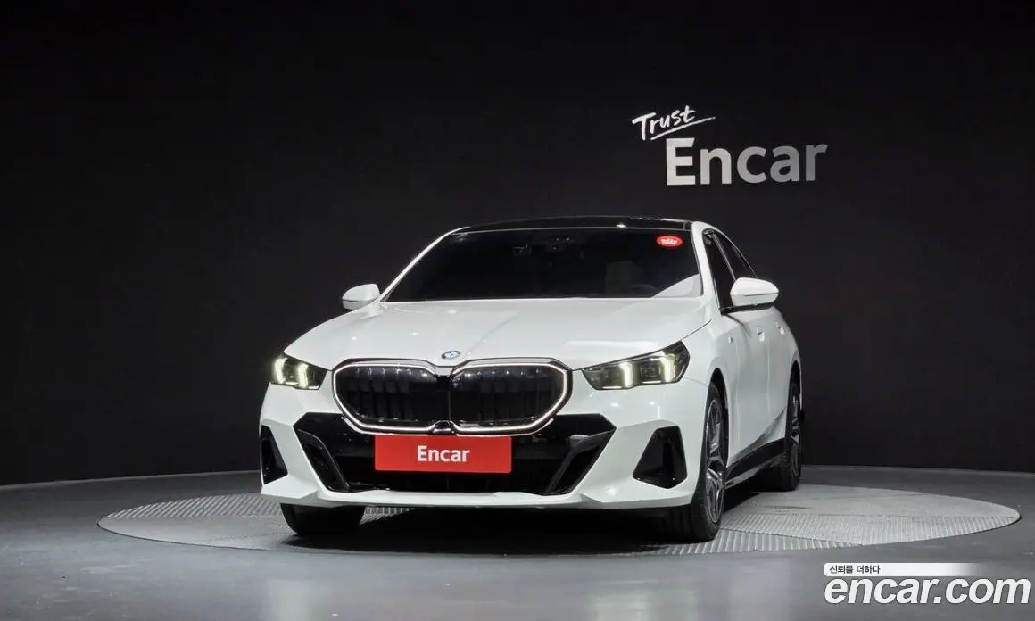BMW 5 серия 2024 2.0 автомат (гидро), фото 3