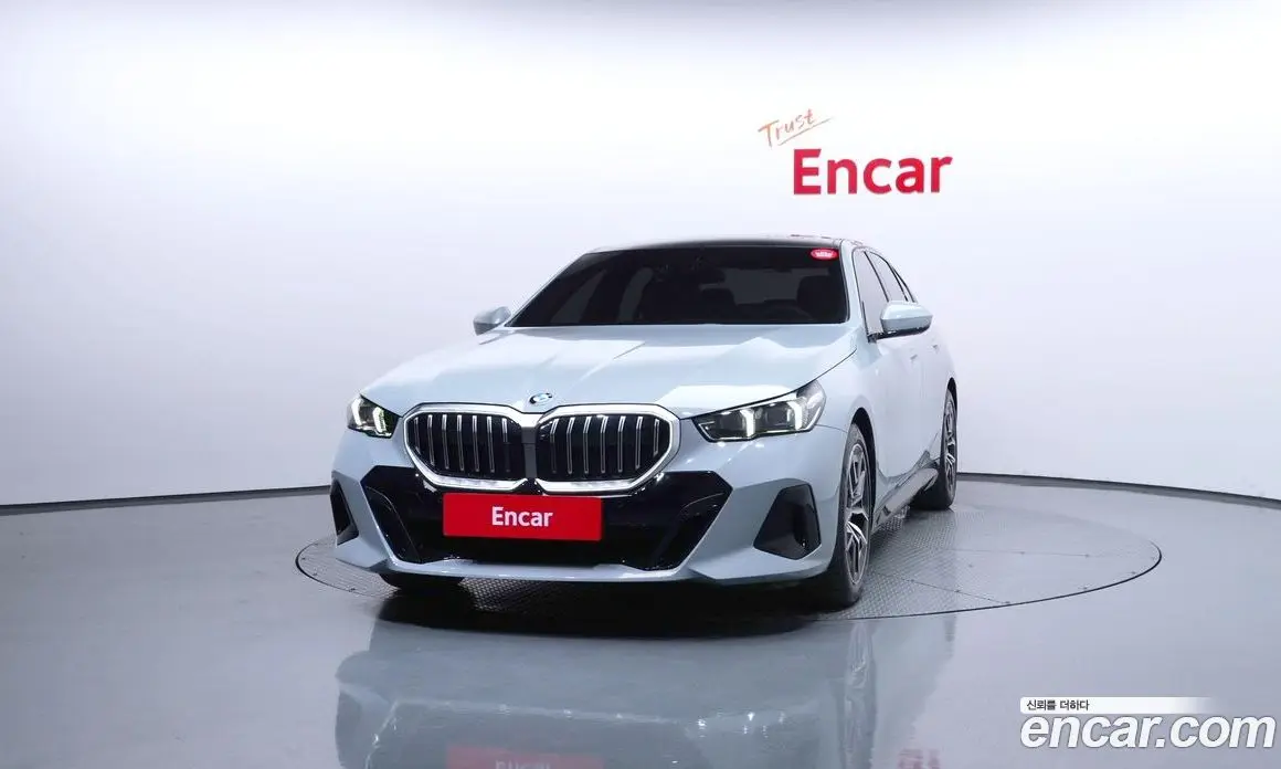 BMW 5 серия 2025 2.0 автомат (гидро), фото 2