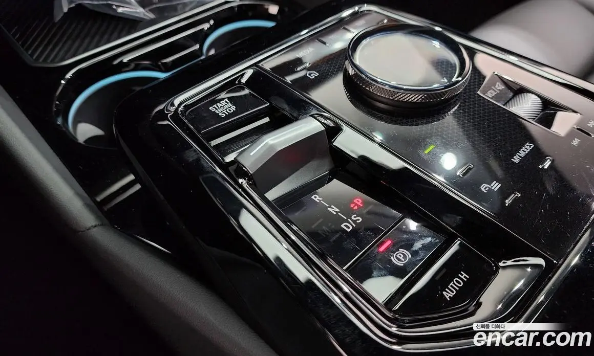 BMW 5 серия 2025 2.0 автомат (гидро), фото 11