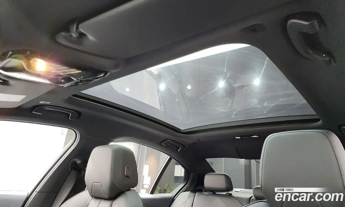BMW 5 серия 2025 2.0 автомат (гидро), фото 23