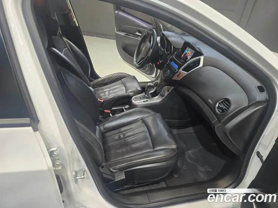 Chevrolet Cruze 2015 1.8 автомат (гидро), фото 17 Chevrolet Cruze 2015 1.8 автомат (гидро), фото 17