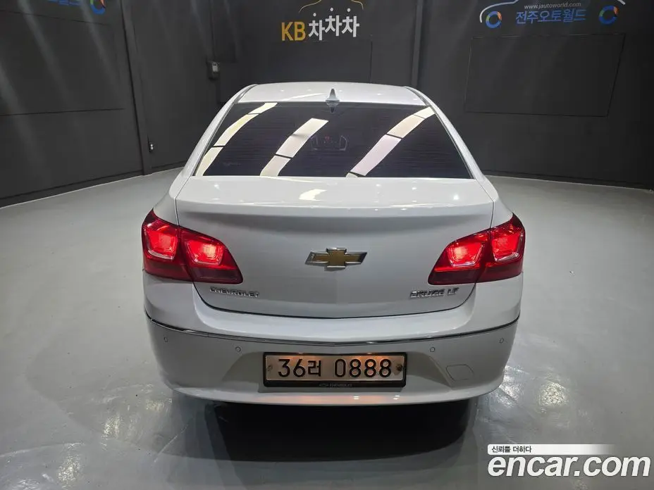 Chevrolet Cruze 2015 1.8 автомат (гидро), фото 5 Chevrolet Cruze 2015 1.8 автомат (гидро), фото 5