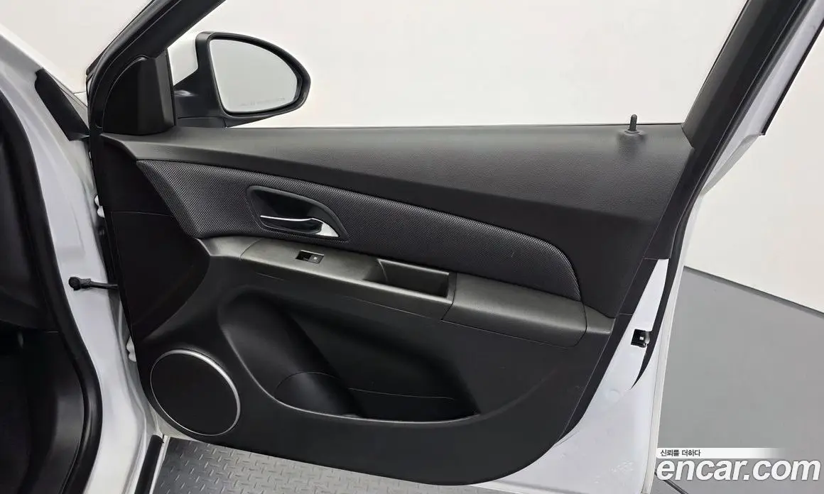 Chevrolet Cruze 2016 1.8 автомат (гидро), фото 15