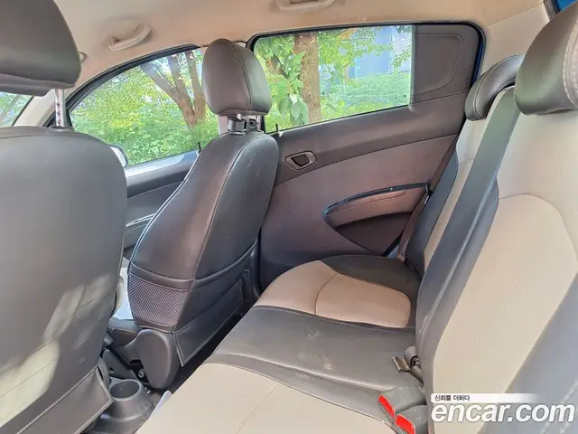 Chevrolet Spark 2011 1.0 автомат (гидро), миниатюра 7