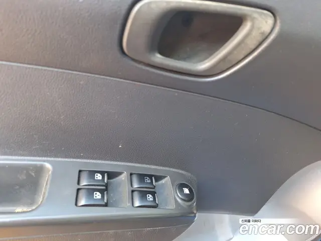 Chevrolet Spark 2011 1.0 автомат (гидро), миниатюра 10