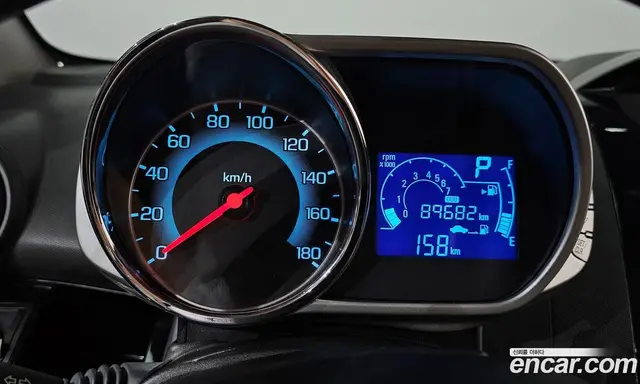 Chevrolet Spark 2015 1.0 автомат (гидро), миниатюра 11