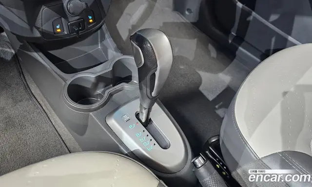 Chevrolet Spark 2015 1.0 автомат (гидро), миниатюра 12