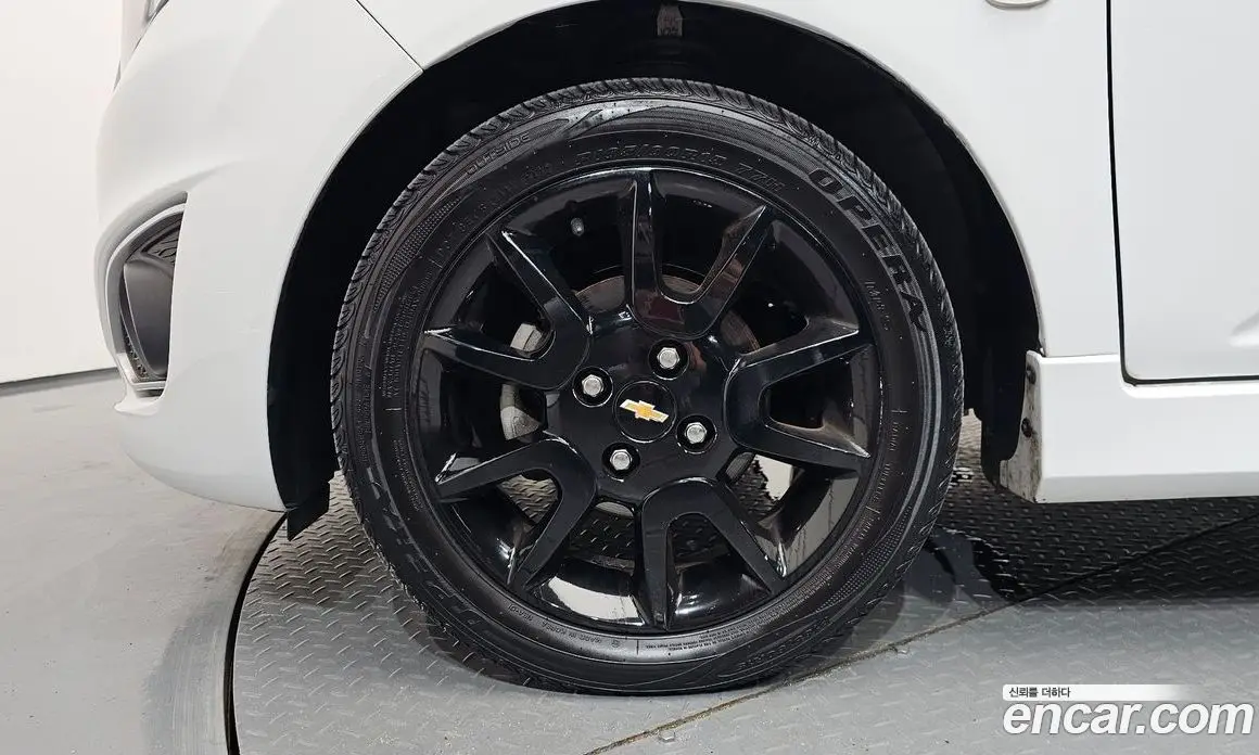 Chevrolet Spark 2015 1.0 автомат (гидро), фото 5