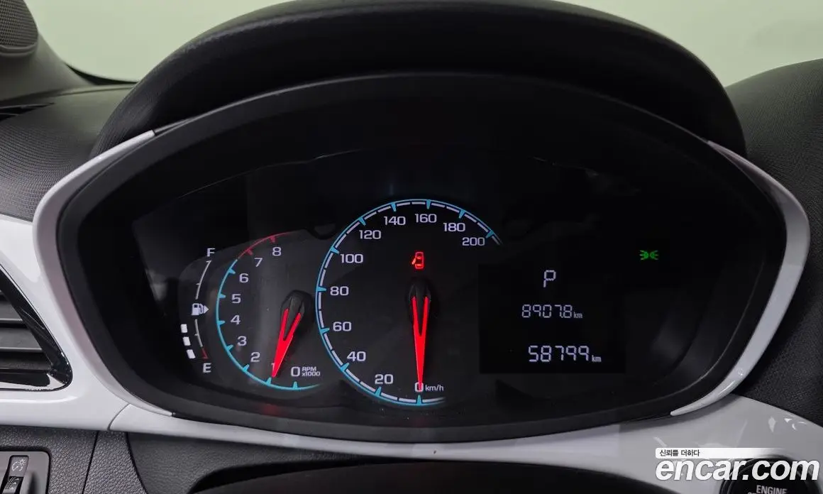 Chevrolet Spark 2017 1.0 автомат (гидро), фото 11