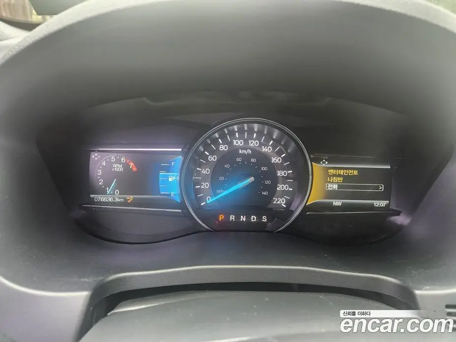 Ford Explorer 2018 2.3 автомат (гидро), фото 6