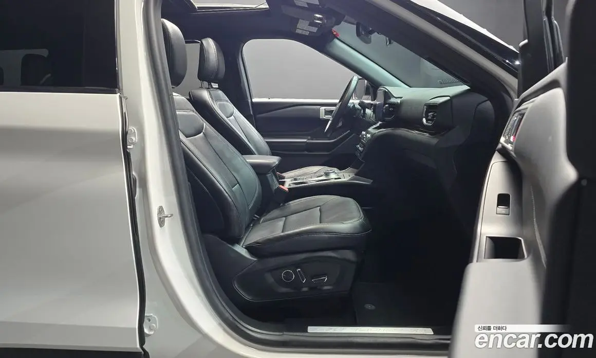 Ford Explorer 2019 2.3 автомат (гидро), фото 16