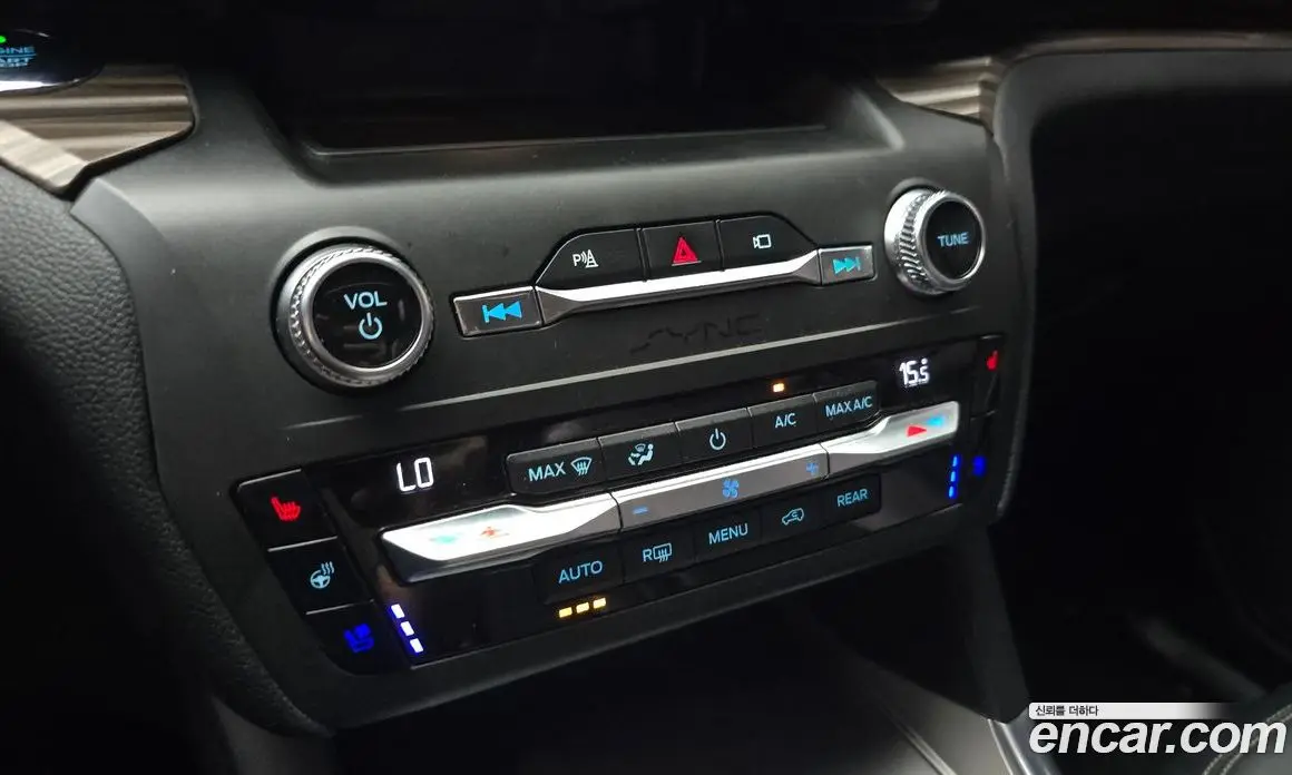 Ford Explorer 2019 2.3 автомат (гидро), фото 23