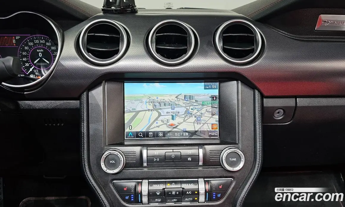 Ford Mustang 2021 2.3 автомат (гидро), фото 18