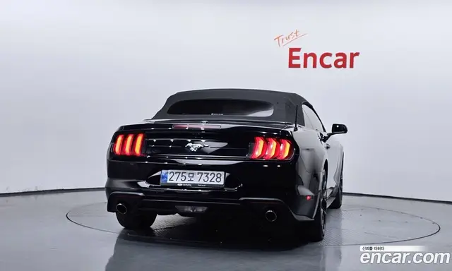 Ford Mustang 2021 2.3 автомат (гидро), миниатюра 4