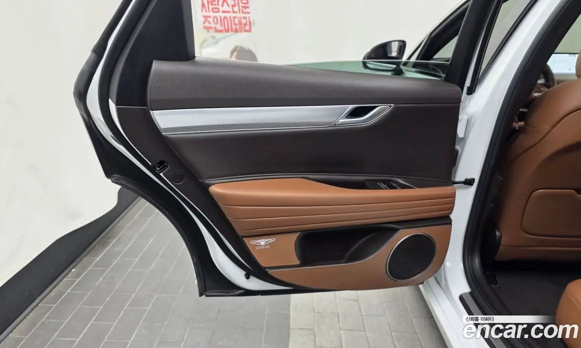 Genesis G80 2023 2.5 автомат (гидро), фото 15