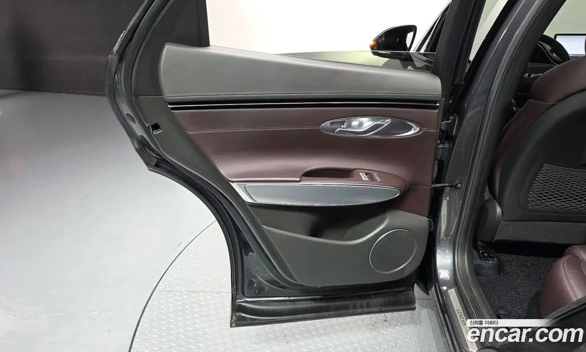 Genesis GV70 2021 2.5 автомат (гидро), фото 15