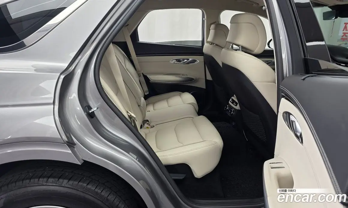Genesis GV70 2021 2.5 автомат (гидро), фото 18