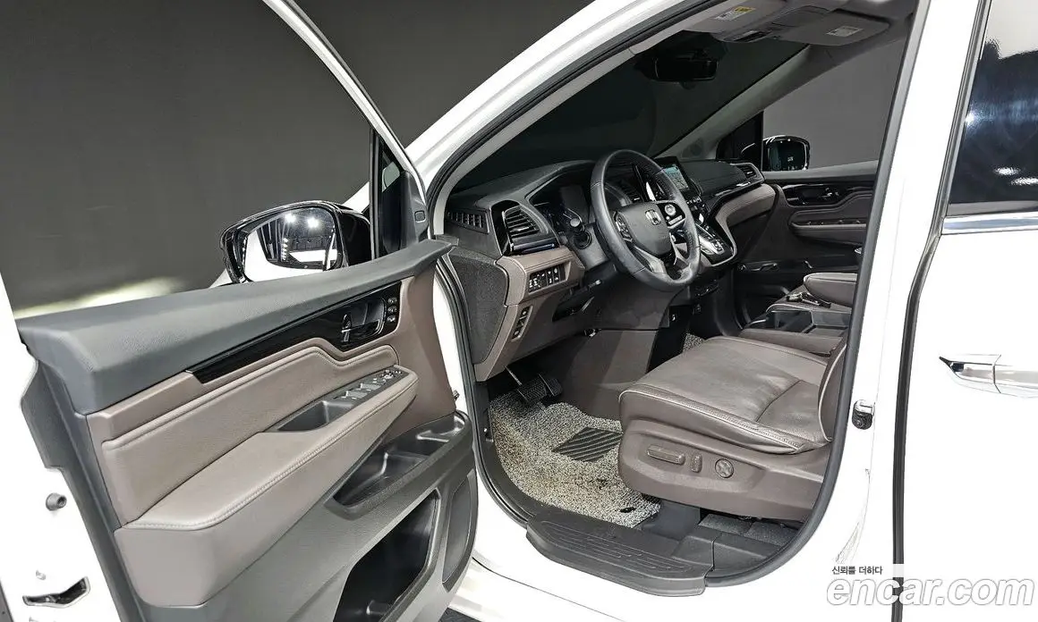 Honda Odyssey 2023 3.5 автомат (гидро), фото 10 Honda Odyssey 2023 3.5 автомат (гидро), фото 10