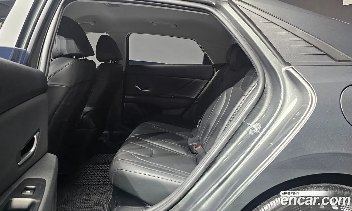 Hyundai Avante 2021 1.6 автомат (гидро), фото 15