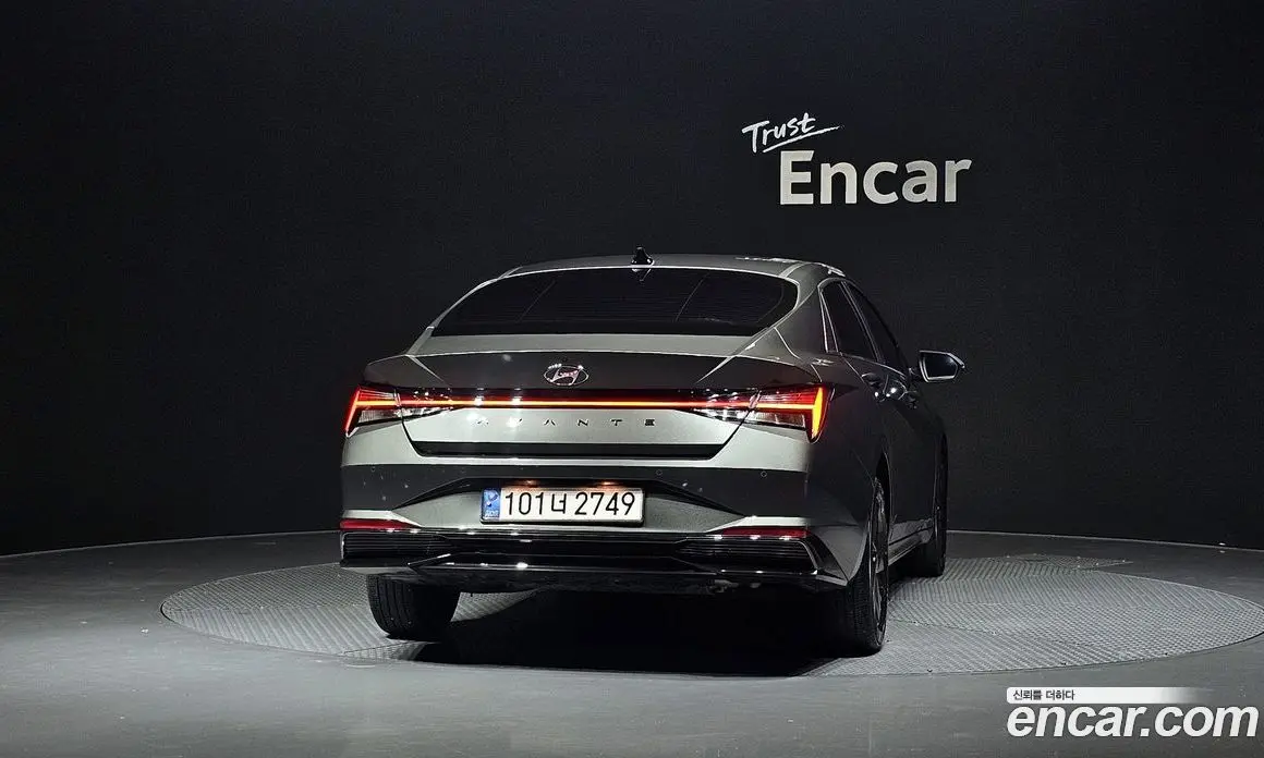 Hyundai Avante 2021 1.6 автомат (гидро), фото 3
