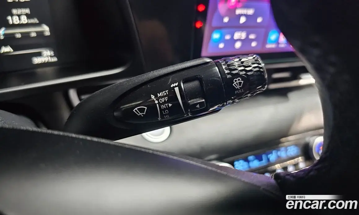 Hyundai Avante 2023 1.6 автомат (гидро), фото 28