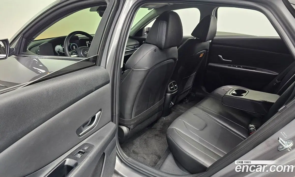 Hyundai Avante 2024 1.6 автомат (гидро), фото 16