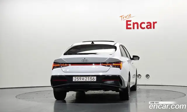 Hyundai Avante 2024 1.6 автомат (гидро), миниатюра 4
