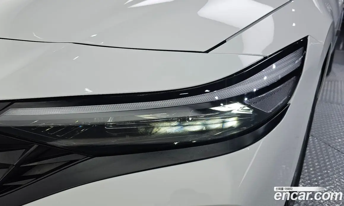 Hyundai Avante 2025 1.6 автомат (гидро), фото 8