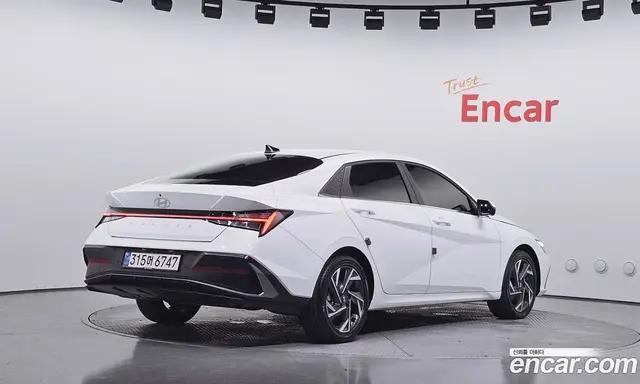 Hyundai Avante 2025 1.6 автомат (гидро), миниатюра 2