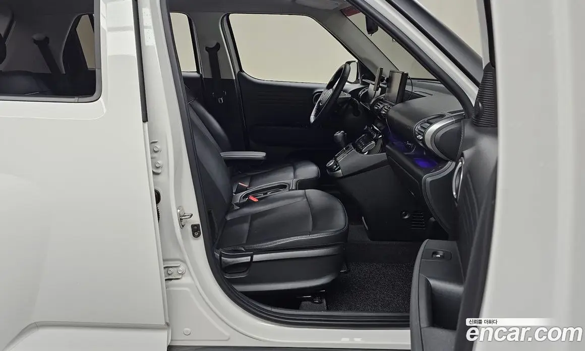 Hyundai Casper 2022 1.0 автомат (гидро), фото 15