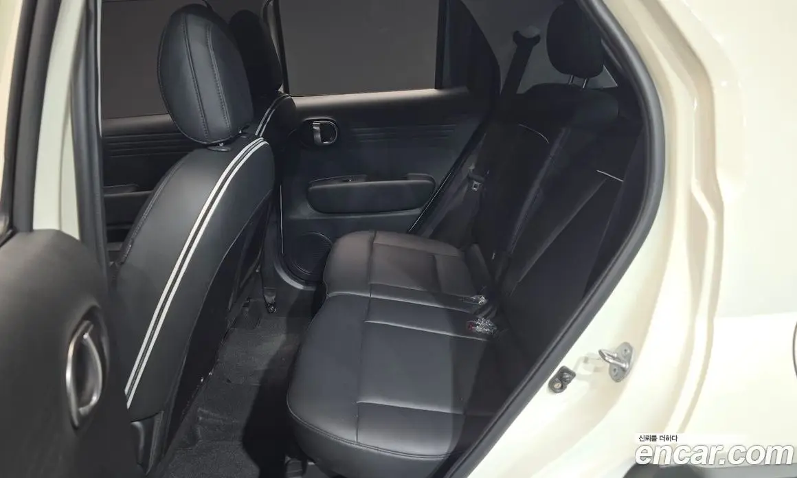 Hyundai Casper 2024 1.0 автомат (гидро), фото 18